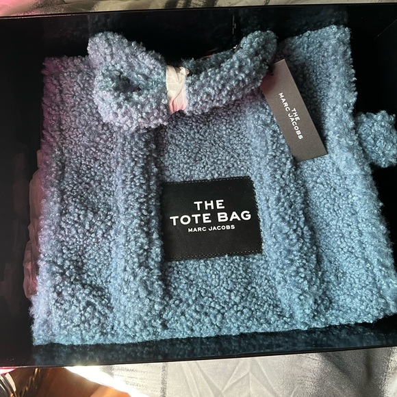 The Teddy Medium Faux Fur Tote Bag Shadow Blue - Picture 2 of 10